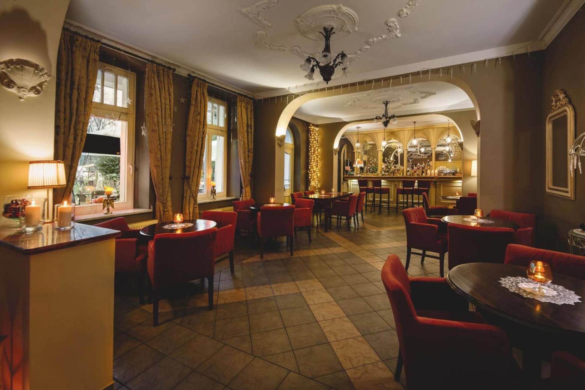 Hotel Amalia Kudowa Zdroj Ngoại thất bức ảnh